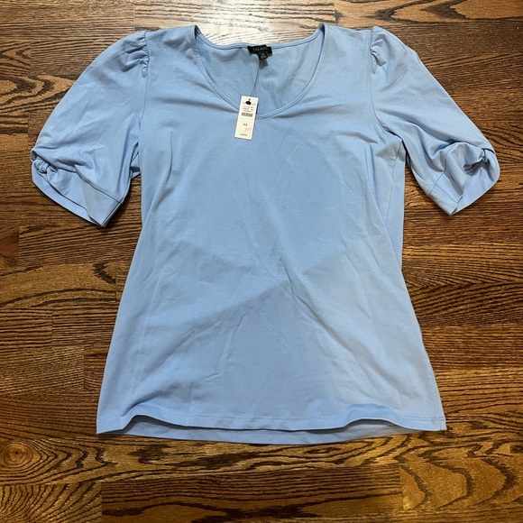 Talbots Tee - Picture 2 of 4